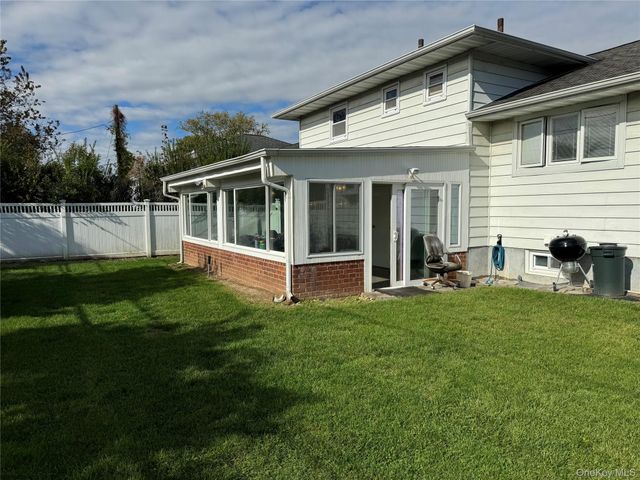 3938 Bernice Road, Seaford, NY 11783