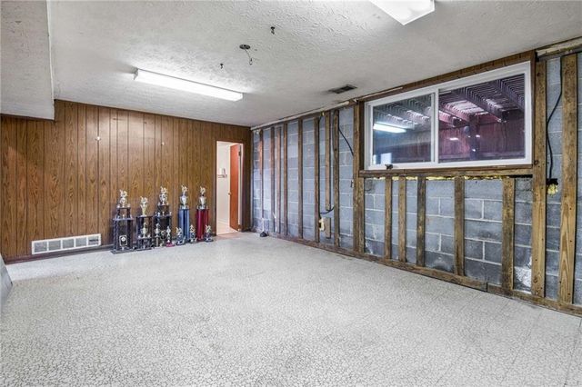 3106 Sasanqua SW Lane, Marietta, GA 30008