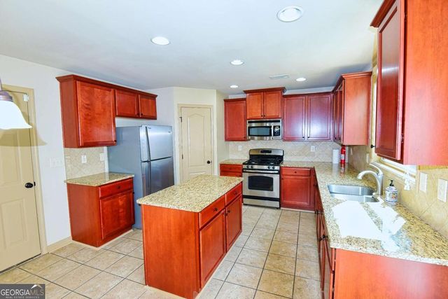1721 Bridle Road, Lawrenceville, GA 30043