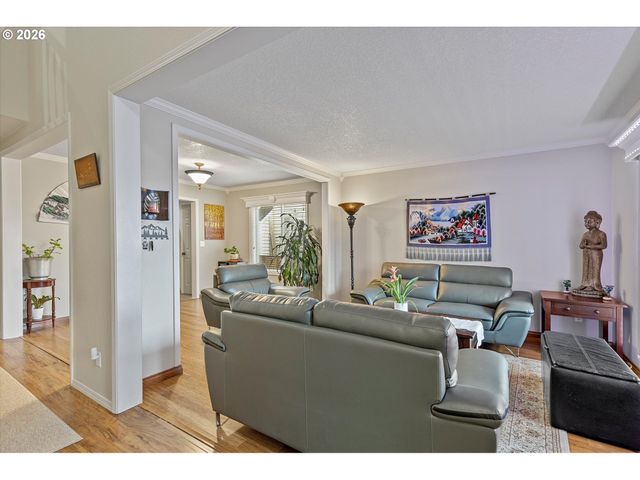 14854 Nw FAWNLILY Dr, Portland, OR 97229