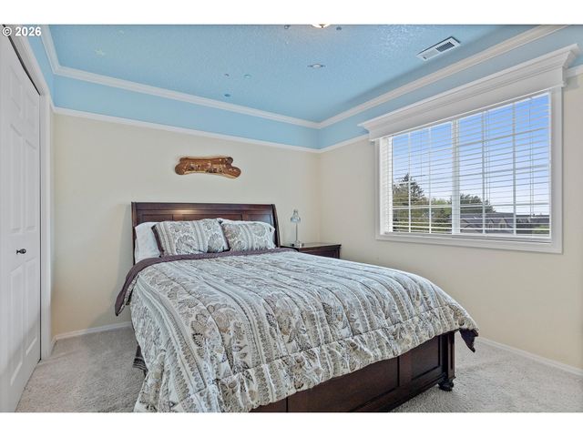 14854 Nw FAWNLILY Dr, Portland, OR 97229