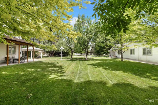629 Lone Star Road, Nampa, ID 83651
