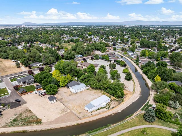 629 Lone Star Road, Nampa, ID 83651