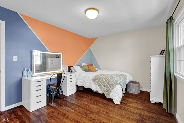 3520 Lantern Lane, Columbus, IN 47203