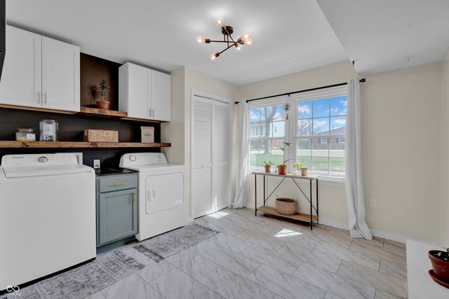 3520 Lantern Lane, Columbus, IN 47203