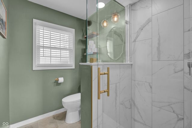 3520 Lantern Lane, Columbus, IN 47203