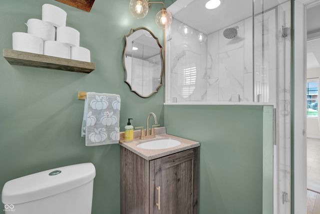 3520 Lantern Lane, Columbus, IN 47203