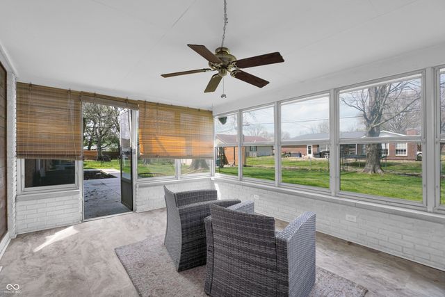 3520 Lantern Lane, Columbus, IN 47203