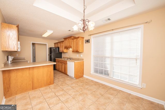 122 Emberly Lane, Warner Robins, GA 31088