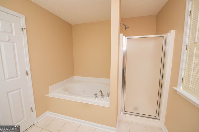 122 Emberly Lane, Warner Robins, GA 31088