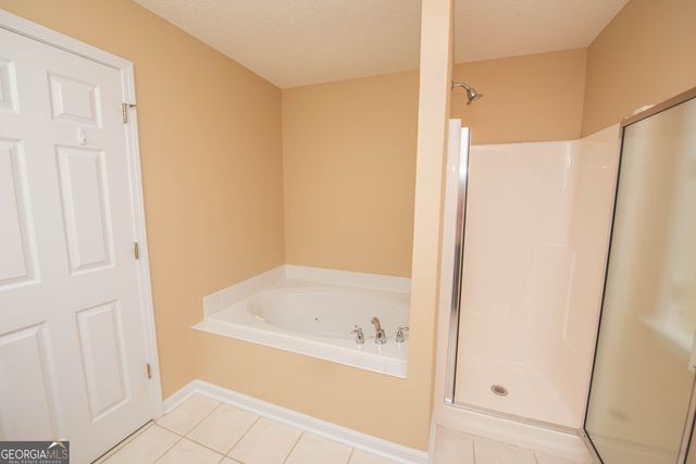 122 Emberly Lane, Warner Robins, GA 31088