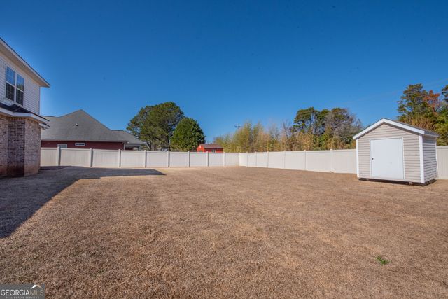 122 Emberly Lane, Warner Robins, GA 31088