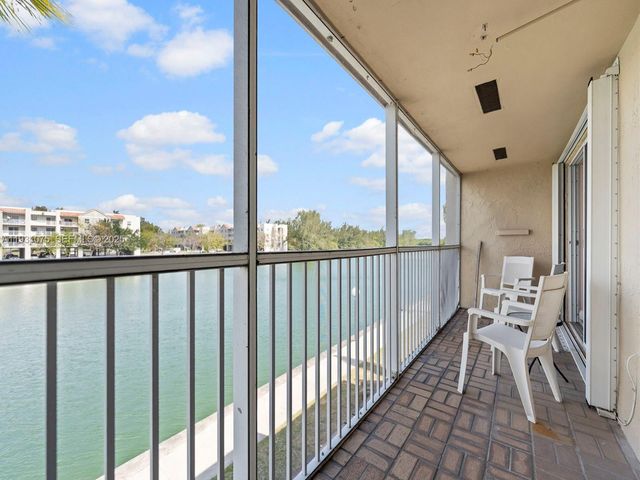 21121 SW 85th Ave 202, Cutler Bay, FL 33189