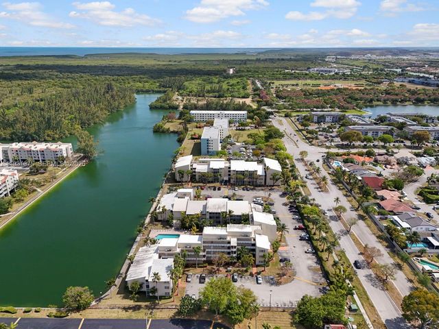 21121 SW 85th Ave 202, Cutler Bay, FL 33189