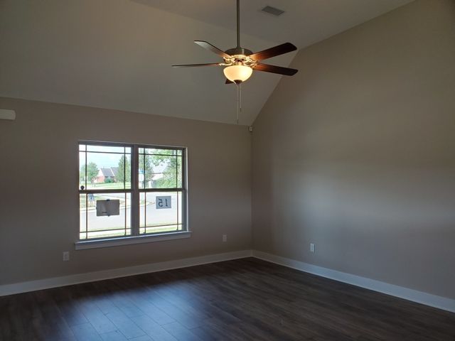 2902 Valley Farms Drive, Christiana, TN 37037
