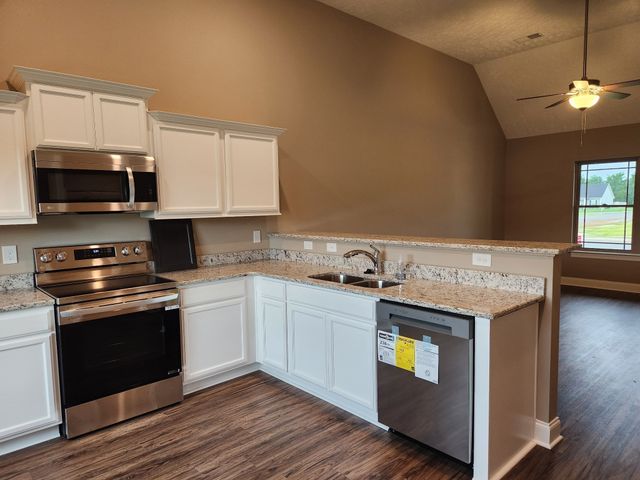 2902 Valley Farms Drive, Christiana, TN 37037