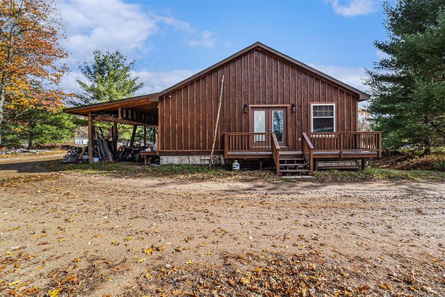 15778 Peters Farm Road, Irons, MI 49644