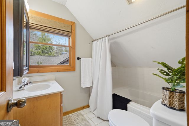 1449 Cherokee Lane, Mccaysville, GA 30555