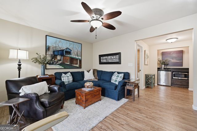 1449 Cherokee Lane, Mccaysville, GA 30555