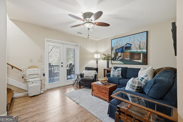 1449 Cherokee Lane, Mccaysville, GA 30555