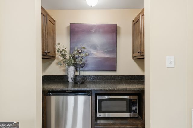 1449 Cherokee Lane, Mccaysville, GA 30555