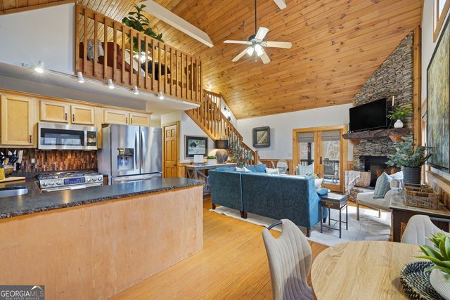 1449 Cherokee Lane, Mccaysville, GA 30555