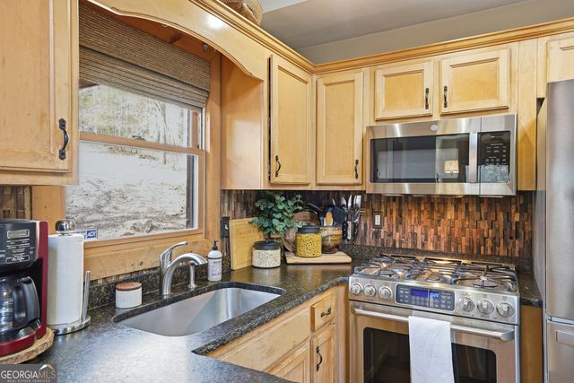 1449 Cherokee Lane, Mccaysville, GA 30555