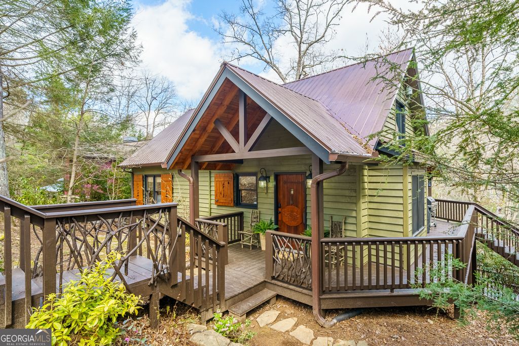 1449 Cherokee Lane, Mccaysville, GA 30555