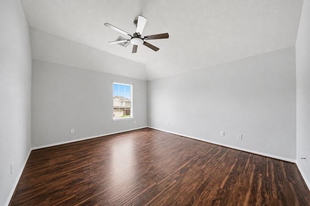 1911 Oak Hollow Court, Missouri City, TX 77489