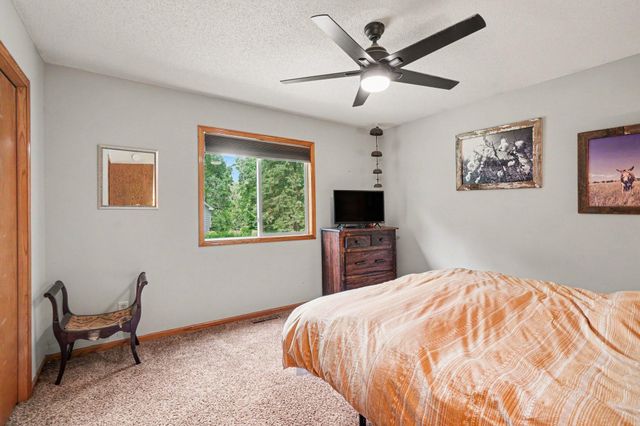 957 118th Lane NW, Coon Rapids, MN 55448