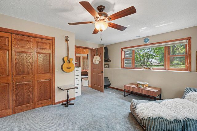 957 118th Lane NW, Coon Rapids, MN 55448