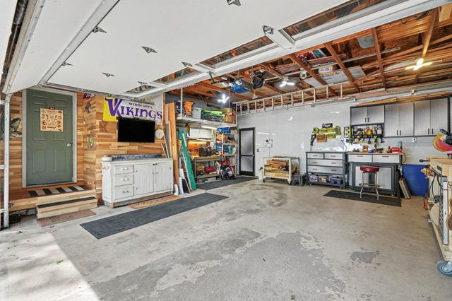 957 118th Lane NW, Coon Rapids, MN 55448