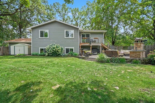 957 118th Lane NW, Coon Rapids, MN 55448