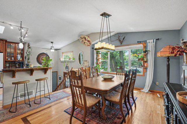 957 118th Lane NW, Coon Rapids, MN 55448