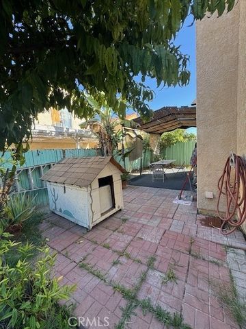 1529 Arrow Creek Dr, Perris, CA 92571