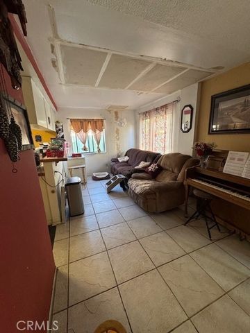 1529 Arrow Creek Dr, Perris, CA 92571