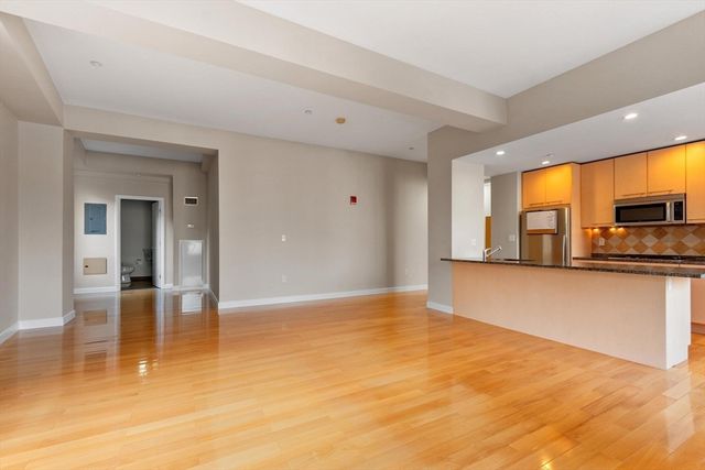 40 Fay Street 301, Boston, MA 02118