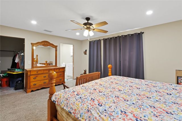 45 S Pine Street, Fellsmere, FL 32948