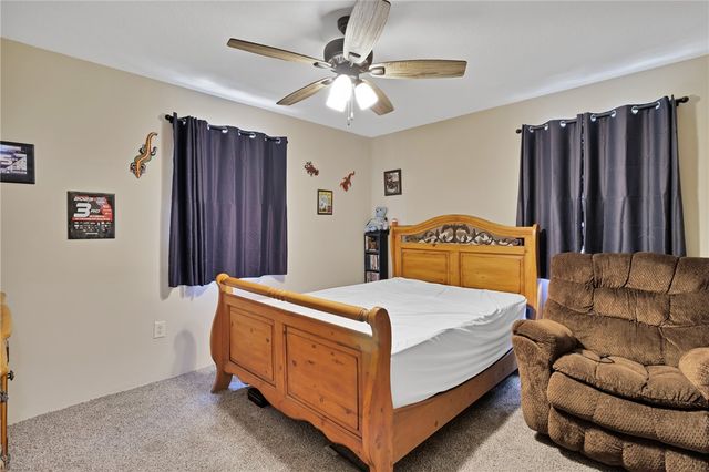 45 S Pine Street, Fellsmere, FL 32948