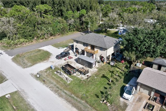 45 S Pine Street, Fellsmere, FL 32948