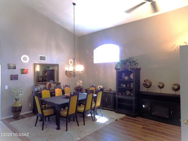 11384 N Sawtooth Road, Tucson, AZ 85737