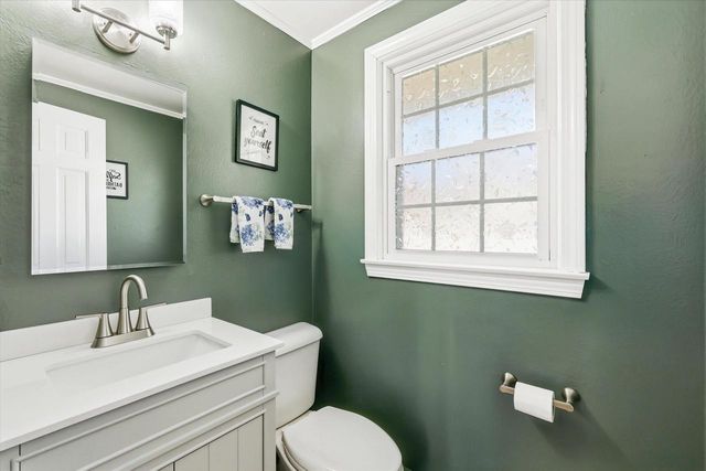 1427 SPRINGDALE LANE, Green Bay, WI 54304