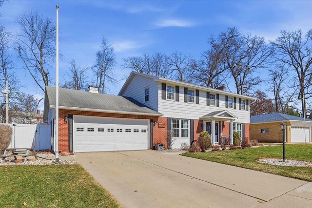 1427 SPRINGDALE LANE, Green Bay, WI 54304