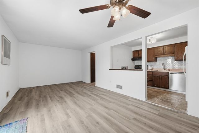 612 Sewickley Heights Dr, Aleppo, PA 15143