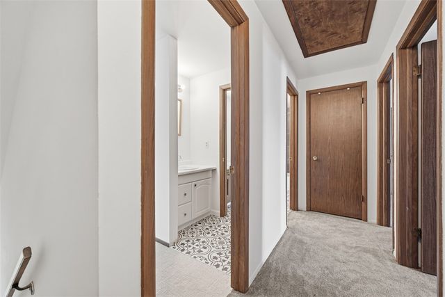 612 Sewickley Heights Dr, Aleppo, PA 15143