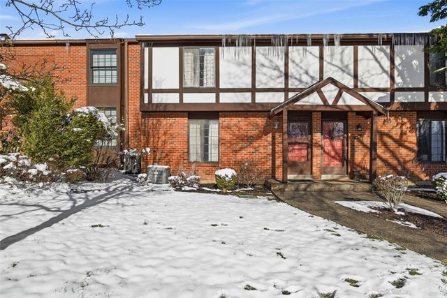 612 Sewickley Heights Dr, Aleppo, PA 15143