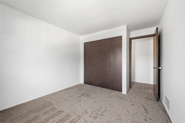 612 Sewickley Heights Dr, Aleppo, PA 15143