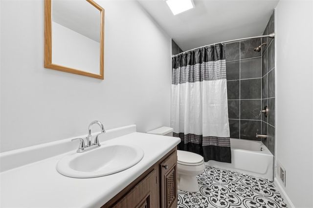 612 Sewickley Heights Dr, Aleppo, PA 15143