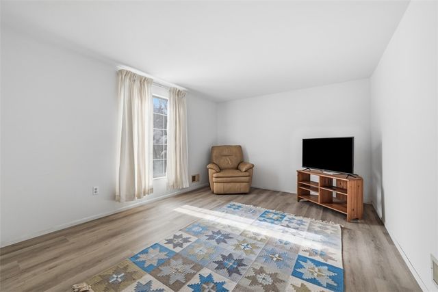 612 Sewickley Heights Dr, Aleppo, PA 15143