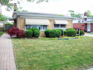 163 Hawthorne Lane, Chicago Heights, IL 60411